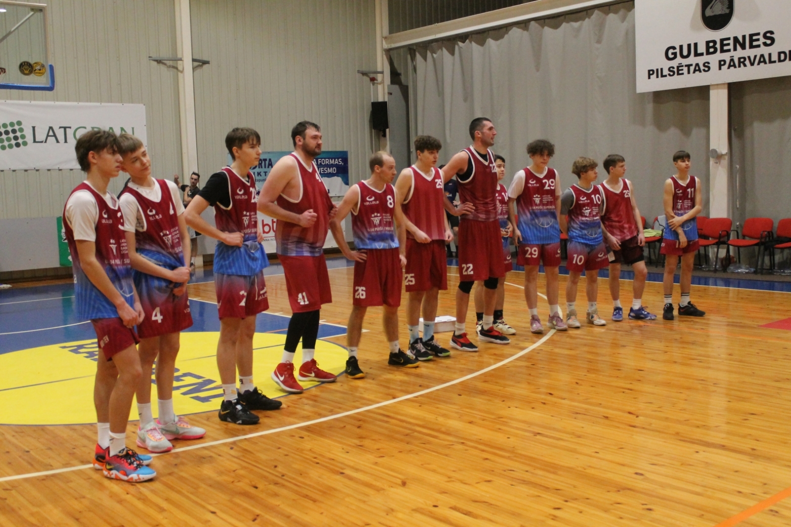 Attēls ar Gulbenes novada 2022./23.gada atklātā basketbola čempionātā vīriešiem dalībniekiem