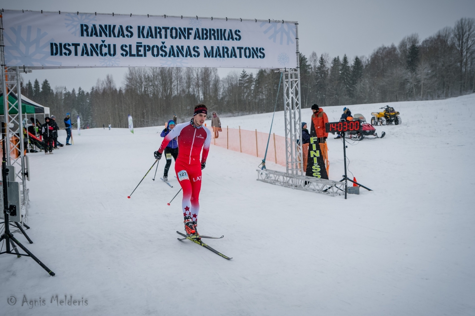 Attēls: Rankas kartonfabrikas slēpojums 19.02.