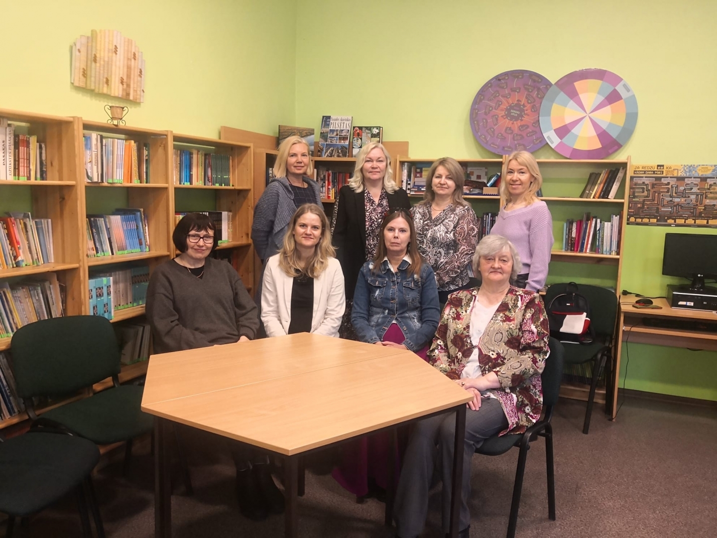 Gulbenes novada latviešu valodas skolotāji pieredzē Lejasciema pamatskolā