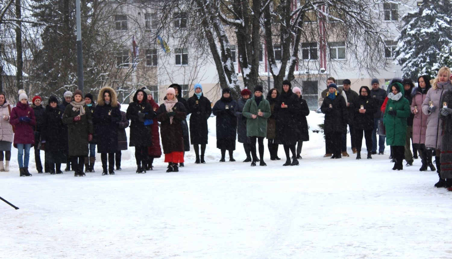 Attēls: Ieadzīvotāji pulcējas Ukrainas atbalstam, Gulbene